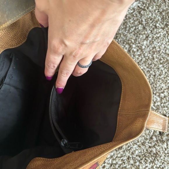 Anuschka | Women's Genuine Leather Hand-painted Butterfly Floral Shoulder Bag - Picture 14 of 15